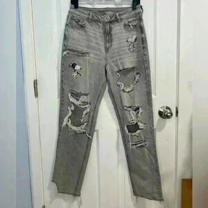 American Eagle Jeans Womens Gray Peanuts Distressed Mom Fit Snoopy Size 10